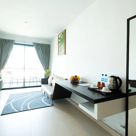 โรงแรม โว้คพัทยา 4*