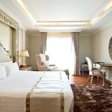 โรงแรม แอล เค ดิเอมเพรส 4*