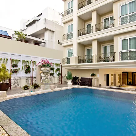 โรงแรม แอล เค ดิเอมเพรส 4*