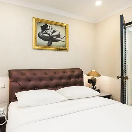 Hotel The Ambiance 3*