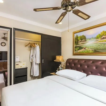 The Ambiance Hotel 3*
