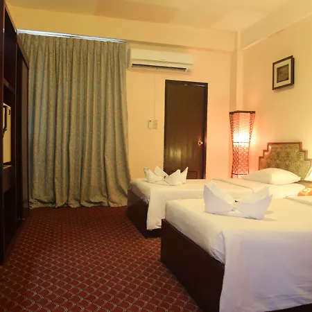 Romeo Palace Hotel 3*