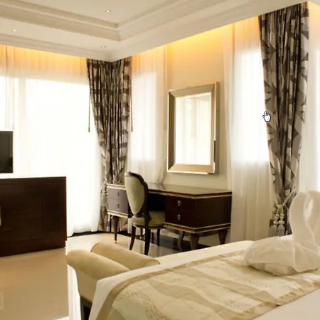 แอลเค รอยอล วิง โรงแรม 3*