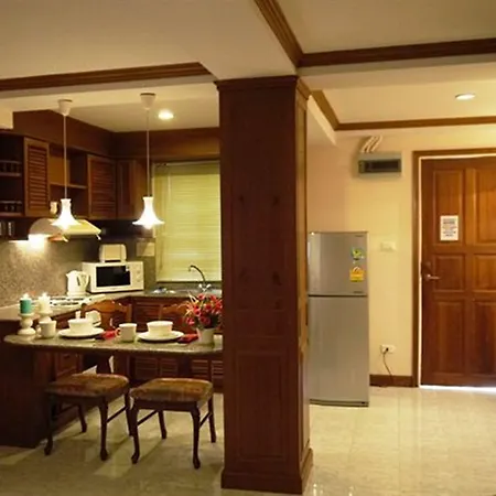 Aparthotel The Garden 3*