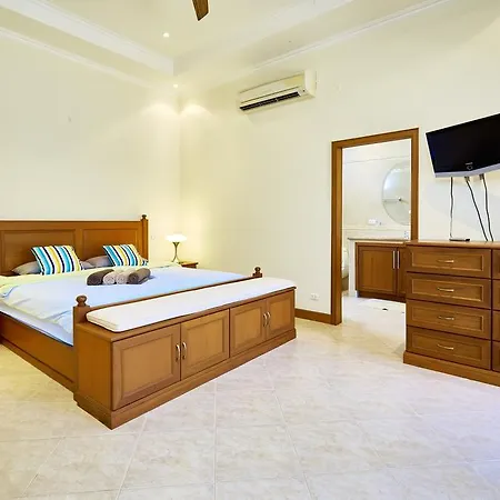 Golden By Fantasea Beach Villa Pattaya