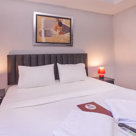 Robin's Nest & Restaurant Guest house Pattaya