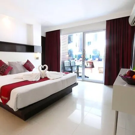 บารอน บีช โรงแรม 4*
