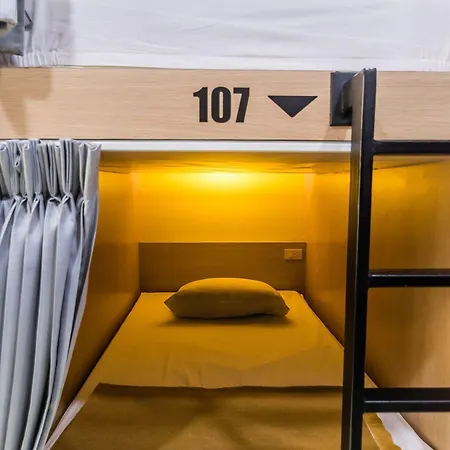 18 Coins Budget Hotel