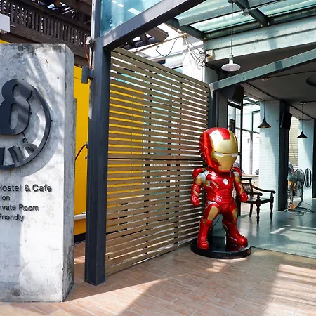 Hotel 18 Coins Budget