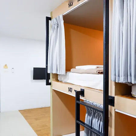 18 Coins Budget Hotel Pattaya