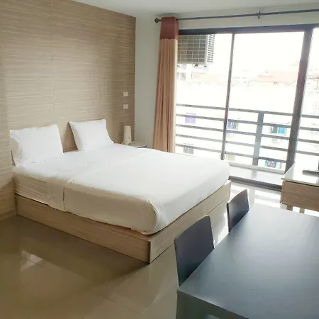 Aparthotel Mooks 2*