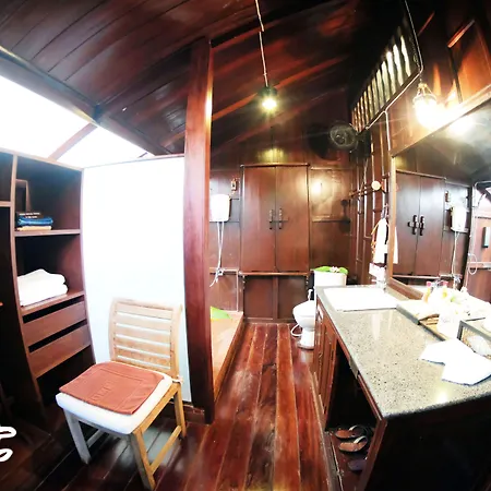 Sugar Hut & Restaurant Resort Pattaya