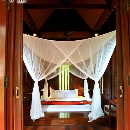 Sugar Hut & Restaurant รีสอร์ท