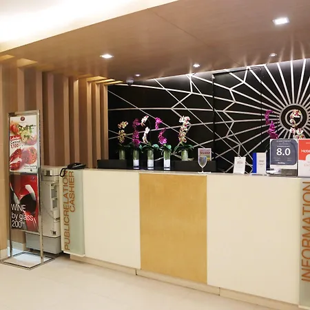 โรงแรม พัทยาซีวิว - Sha Extra 4*