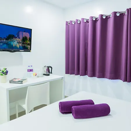 Zing Hotel 3*