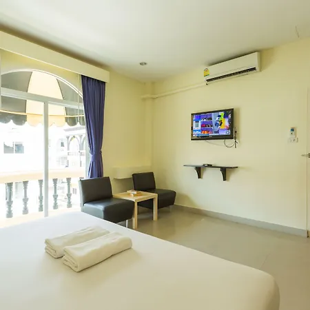 Hotel Zing & 3*