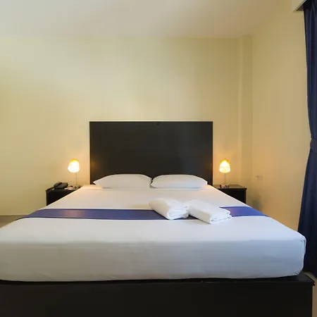 Zing & Hotel 3*