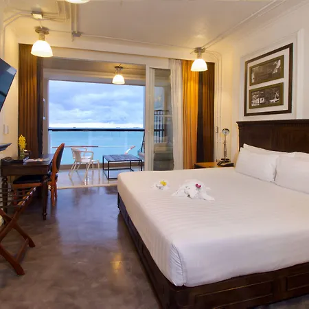 Modus Beachfront รีสอร์ท 5*