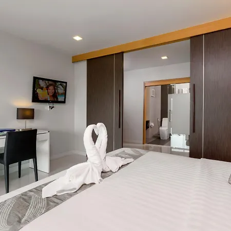 Manhattan - Sha Extra 4*