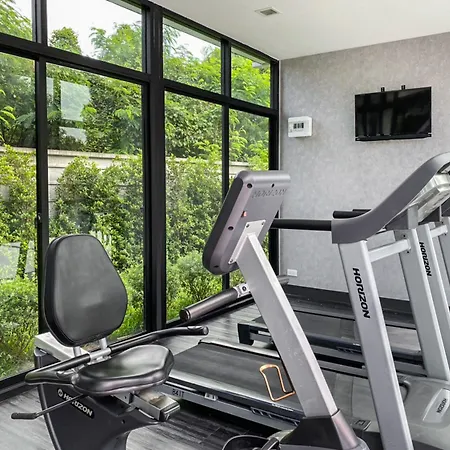 Manhattan - Sha Extra โรงแรม Pattaya