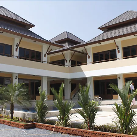 Chaba Garden โรงแรม 2*