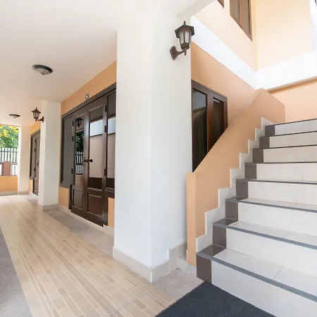 Chaba Garden โรงแรม 2*