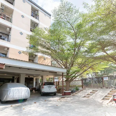 โรงแรม Chaba Garden