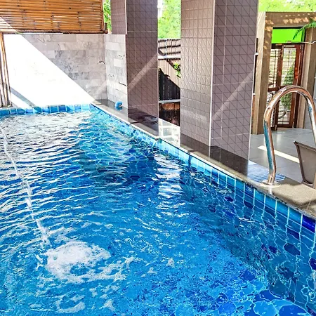 Hotel Tamnak 11br With Privater Pool