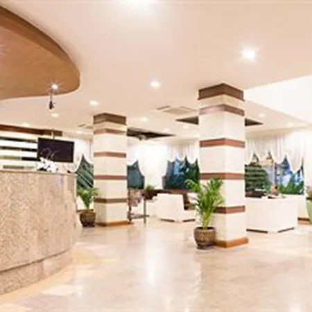 The One Bay Breeze Hotel 3*