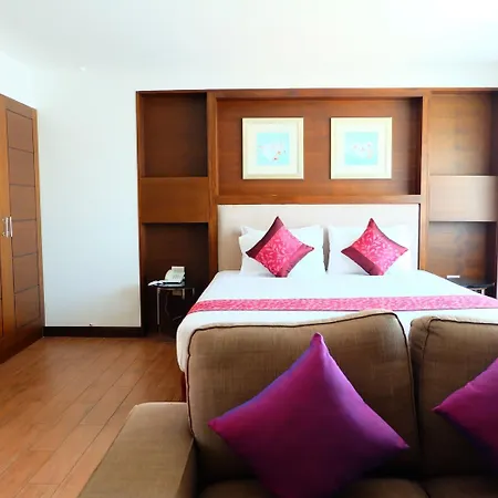 Hotel The One Bay Breeze