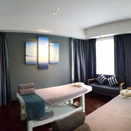 The Leela & โรงแรม Pattaya