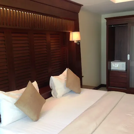 August โรงแรม Pattaya