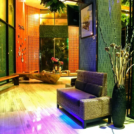 Oyo 143 Dday Resotel 4* Pattaya