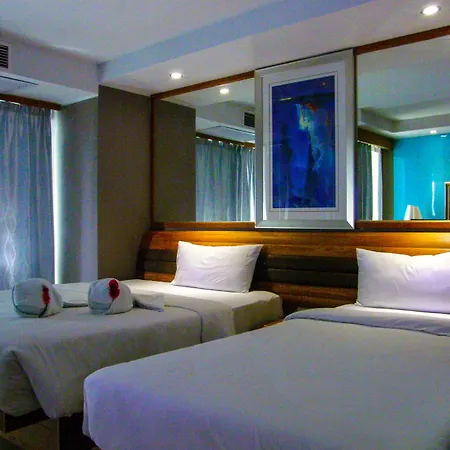 Oyo 143 Dday Resotel 4*