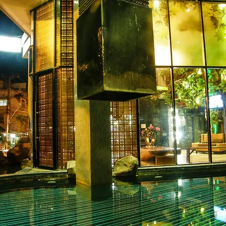 Hotel Oyo 143 Dday Resotel