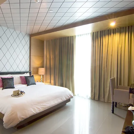 Hotel Way