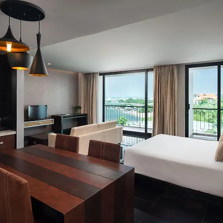 Way Hotel 5*
