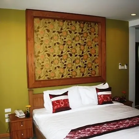 สตาร์ เรสซิเดนส์ โฮเทล โรงแรม Pattaya