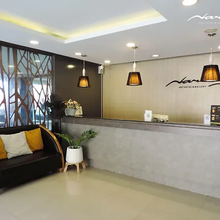 นริส อาร์ท โฮเทล โรงแรม 3*