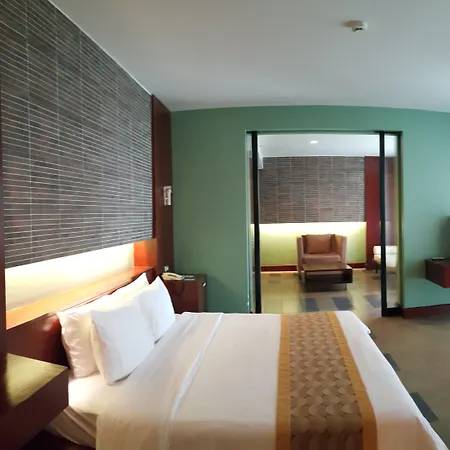 Long Garden & Pavilions 5* Pattaya