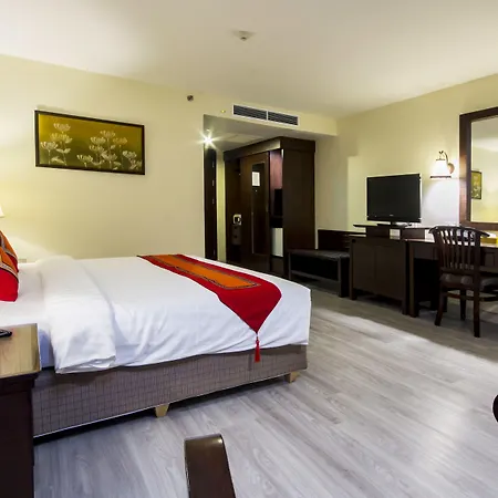 โรงแรม Empress