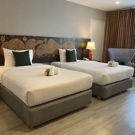 โรงแรม Empress