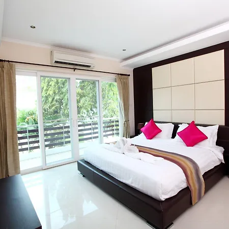 Hidden Palm Pool วิลล่า Pattaya