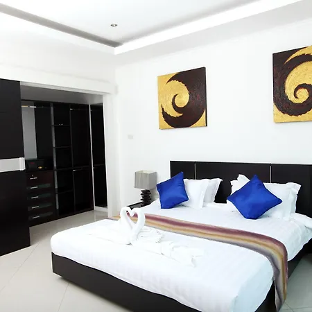 Hidden Palm Pool Villa Pattaya