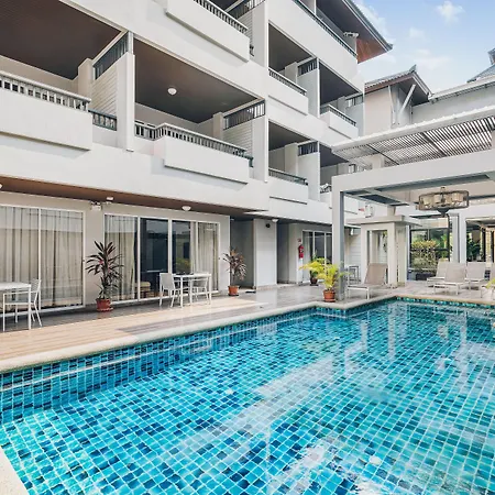 รีสอร์ท ชาโตว์เดลบูทีคเรสซิเดนท์ Pattaya