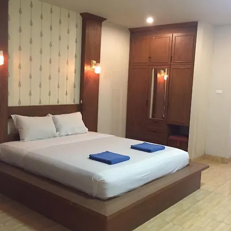 Green Beach Pattaya โรงแรม Pattaya