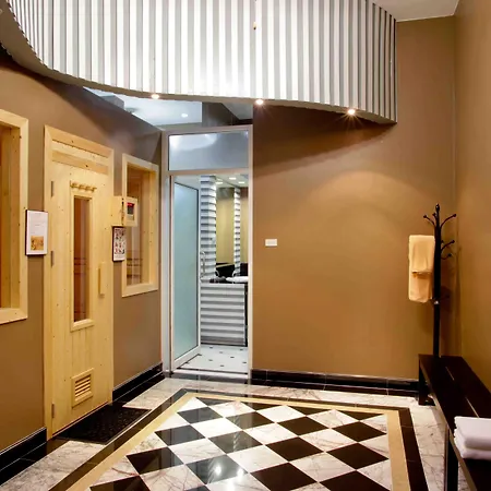Hotel Ktk & 4*
