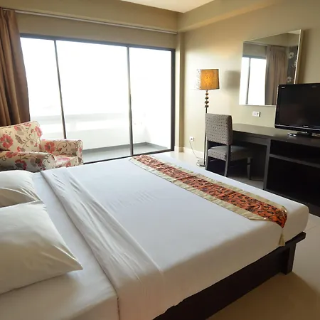 Welcome Plaza 3*