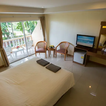 Twin Palms Pattaya, Sha Extra Certified โรงแรม 3*