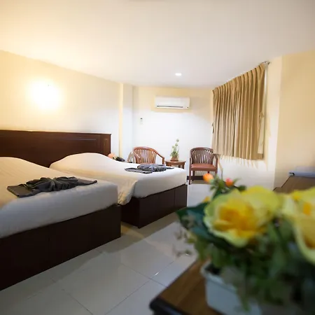 Twin Palms Pattaya, Sha Extra Certified 3* Pattaya